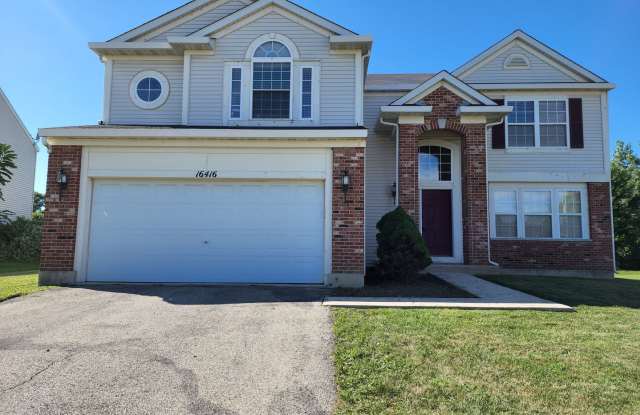 Updated 4 bd 2.5 ba home Crest Hill photos photos
