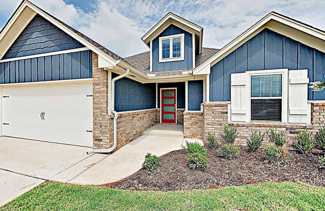 3 Bedroom 2 Bath Home with Storm Shelter Gallery 3