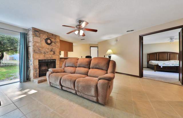 8331 SUNFLOWER CT Gallery 2