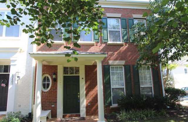 13800 Custis Sq photos photos