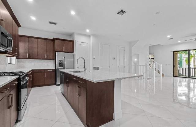 7115 Edison Place, Palm Beach Gardens, FL 33418 photos photos