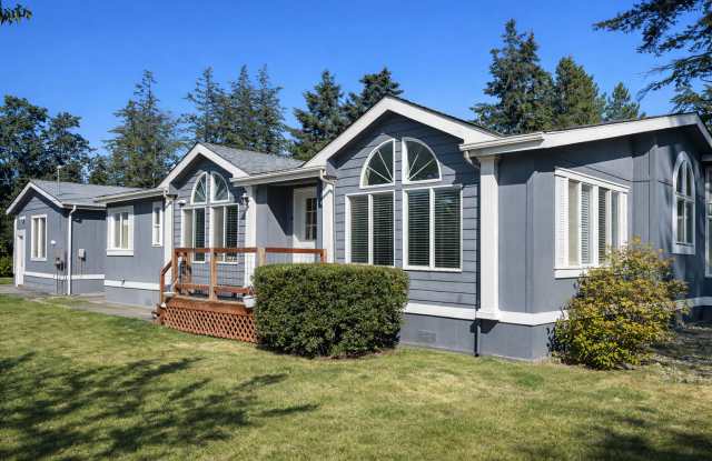 Wake up just steps from Penn Cove with space to spread out, store your boat, and fully enjoy Whidbey Island living. photos photos
