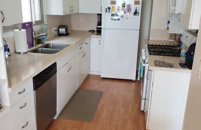 5907 E Seaside Walk Gallery 2