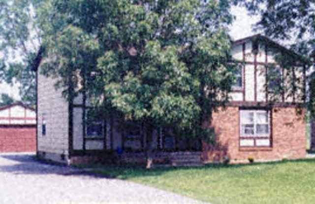 377/379 Kaymar Drive photos photos