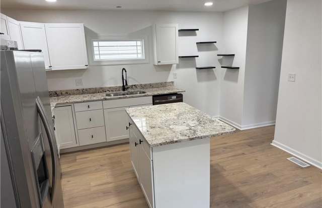 1440 Lasalle Avenue photos photos