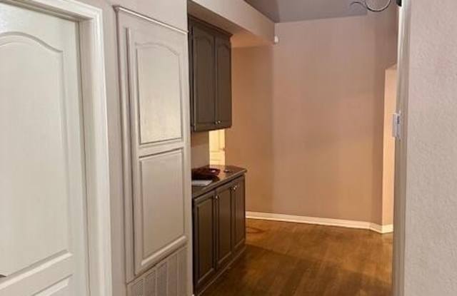 5388 Evanwood Avenue Gallery 3