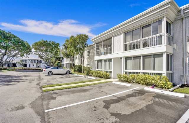 6511 Bay Club Dr Gallery 1