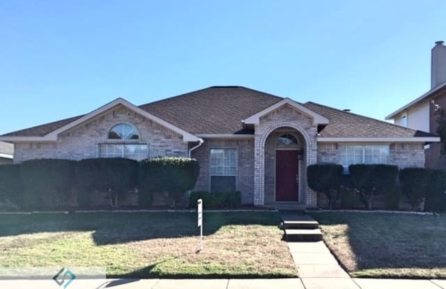 432 Sugar Mill Drive - 432 Sugar Mill Dr, Cedar Hill, TX 75104