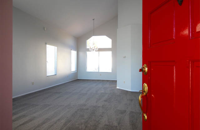 5385 Blackberry Way Gallery 2