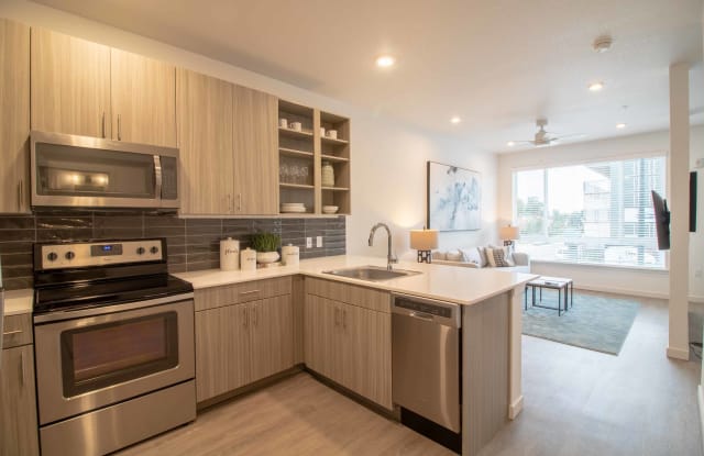 1515 Flats Gallery 4