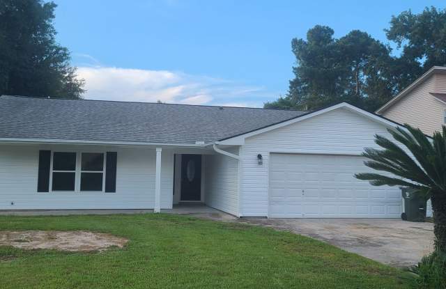 104 Coachman Lane photos photos