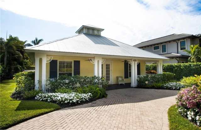 476 1st Ave N photos photos