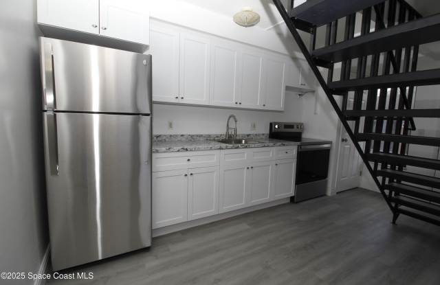 3816 Overlook Drive NE Gallery 3