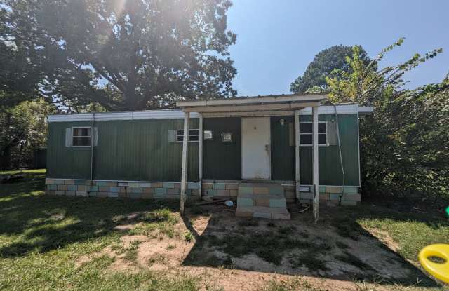 2 Bed/1 Bath Mobile Home in Batesville photos photos