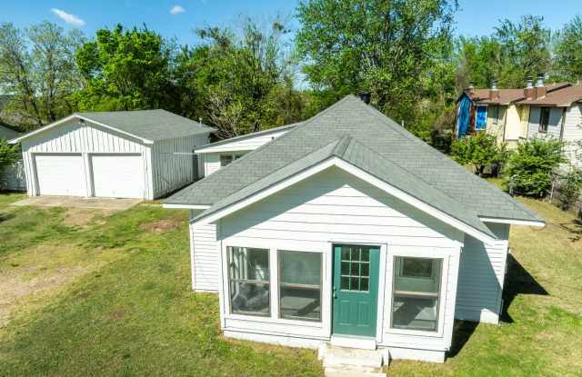 Freshly Updated 3 Bedroom Home photos photos