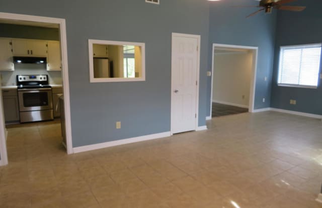 147 Quarterdeck Townes Gallery 3
