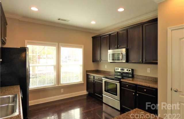 14156 Holly Springs Drive Gallery 3