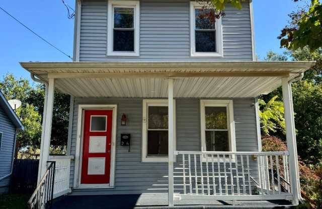 206 ARCH Street Gallery 1