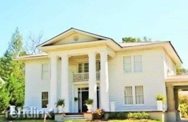 430 Monroe St - 430 Monroe St, Courtland, AL 35618
