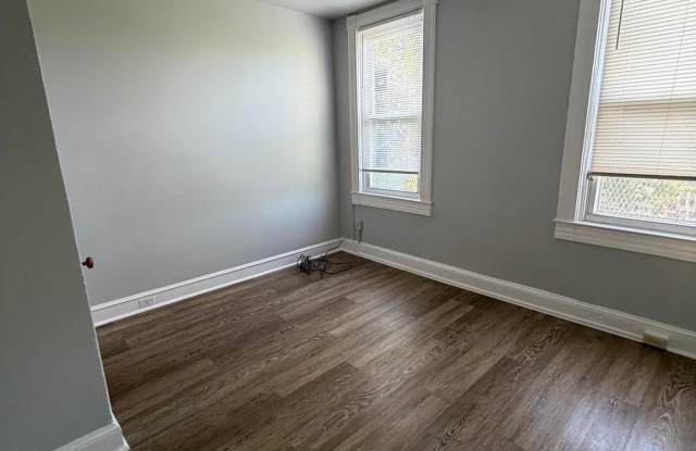 2753 RAYNER Avenue Gallery 3