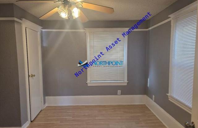 525 14th St photos photos