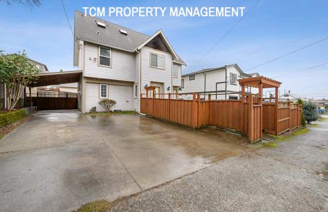 2550 S Eddy St photos photos