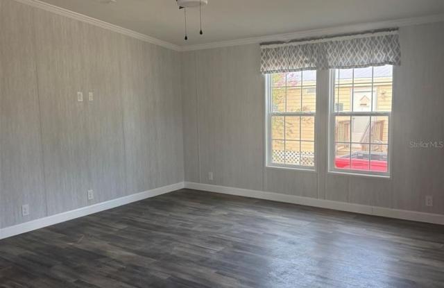 10386 SE 52 Court Gallery 3