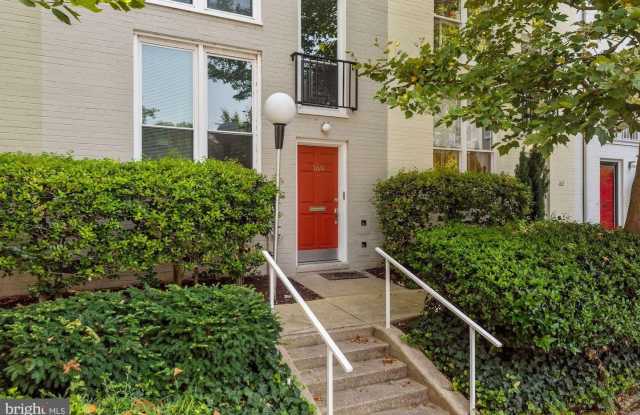 160 G ST SW #146 photos photos
