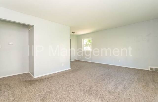 26930 Farringdon Avenue Gallery 4