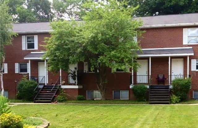 Beautiful and Spacious Townhomes near IU Campus Gallery 4