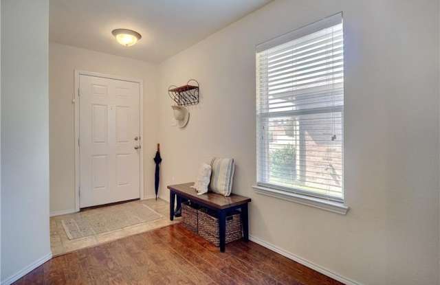 12740 Northern Pine Drive Gallery 3