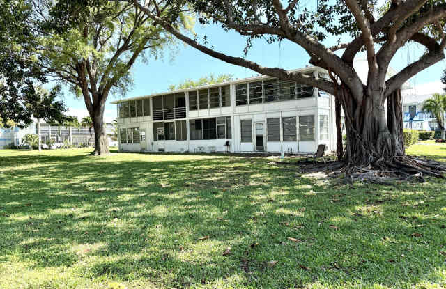 281 N Tilford N photos photos