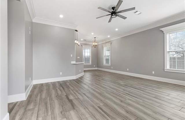 2705 PECAN Drive Gallery 3