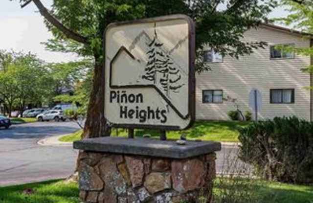 3 Bedroom / 1 Bathroom Condo on Avenida Del Sol Gallery 1