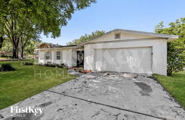 5321 Hillside Drive - 5321 Hillside Drive, Lockhart, FL 32810