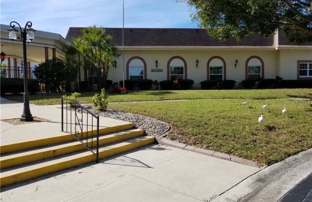 1682 S LAKE AVENUE Gallery 4
