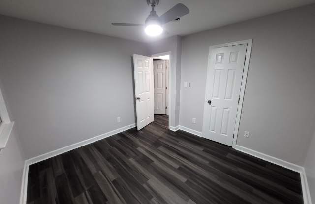 6215 Edward Street, Unit B Gallery 3