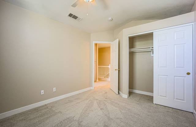 BEAUTIFUL 4 BEDROOM 3 BATH HOME LOCATED IN THE DESIRABLE SUMMERLIN AREA - 10413 Mountain Lodge Place, Las Vegas, NV 89144