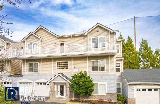 Beautifully Furnished 3 Bedroom Condo! photos photos