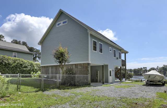 716 Bay Harbor Drive Gallery 3