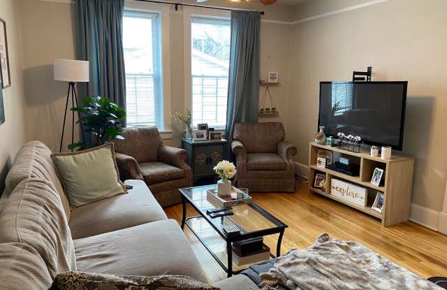 1082 N Marshfield Ave photos photos 1082 N Marshfield Ave photos photos