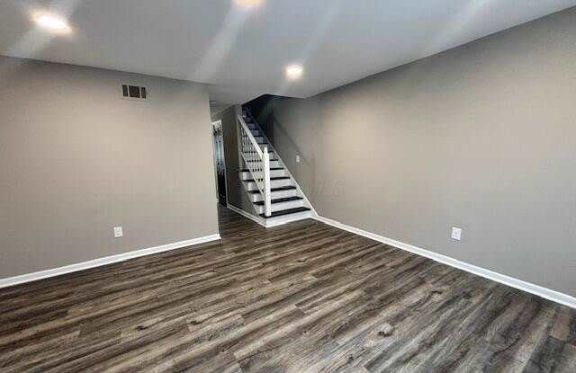 861 Oakland Park Avenue Gallery 2