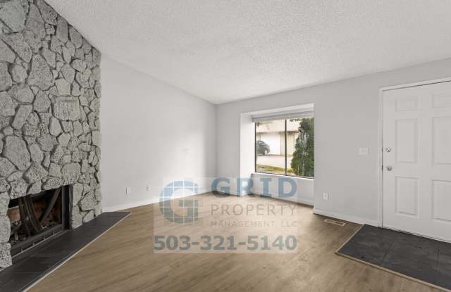 Gorgeous 2BR Home In the Heart of Tualatin! Gallery 3