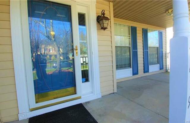 4219 Steele Oaks Drive Gallery 2