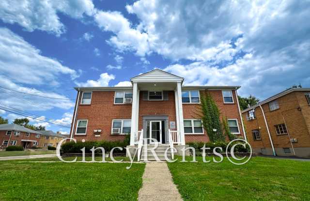6932 Ohio Ave - 6932 Ohio Avenue, Silverton, OH 45236