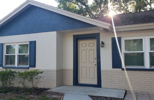 2378 Grove Valley Avenue - 2378 Grove Valley Avenue, Palm Harbor, FL 34683