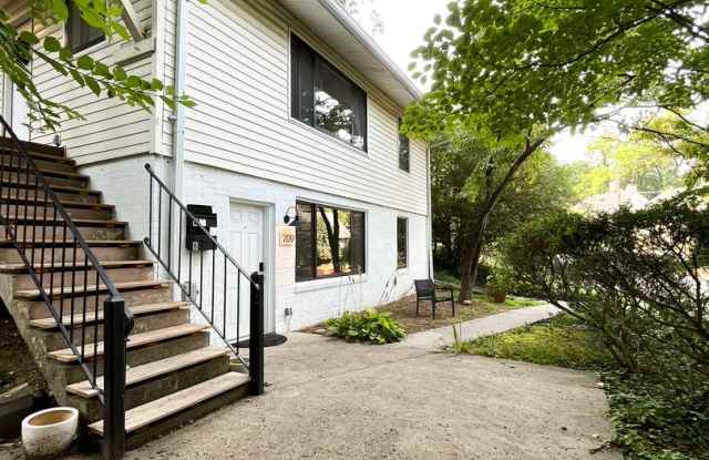709 Nelson Dr. photos photos