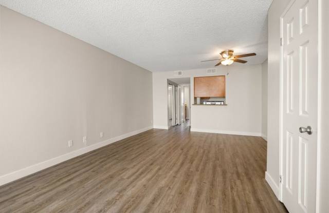 Chatsworth Plaza photos photos