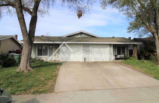 Cute 2bd/2ba Duplex with Garage - Walk to American River College - 4909 Travertine Circle, North Highlands, CA 95841 Cute 2bd/2ba Duplex with Garage - Walk to American River College - 4909 Travertine Circle, North Highlands, CA 95841