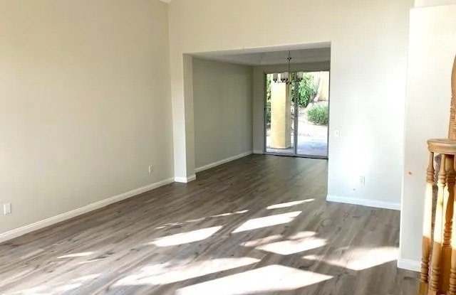 4516 Mercurio St Gallery 2